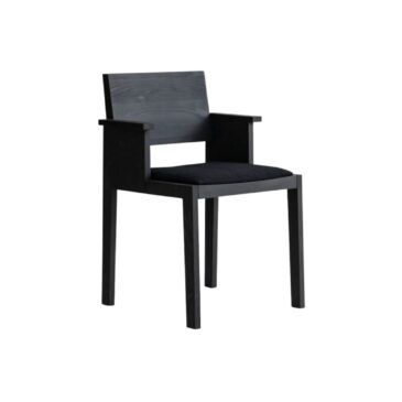 Vaarnii 016 MAASTO -tuoli, istuinverhoiltu