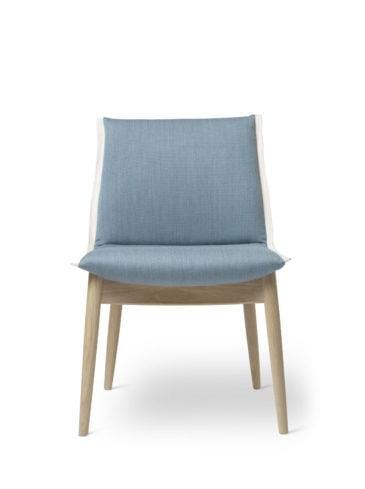 Carl Hansen E004 EMBRACE chair, white oiled oak / fabric upholstery