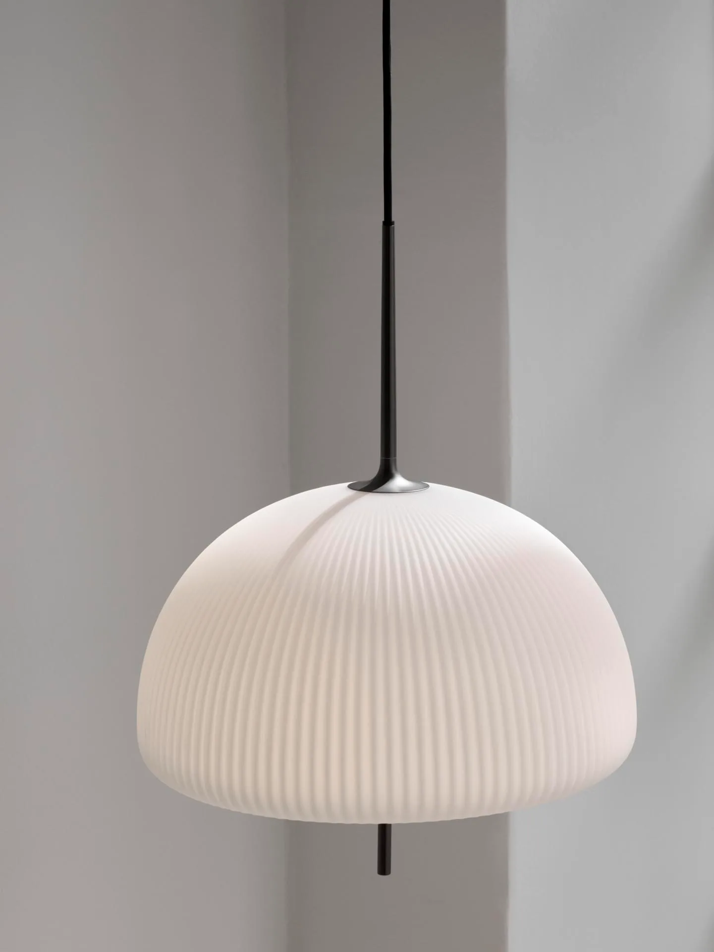 Vipp 595 SCULPTURE pendant - Image 5