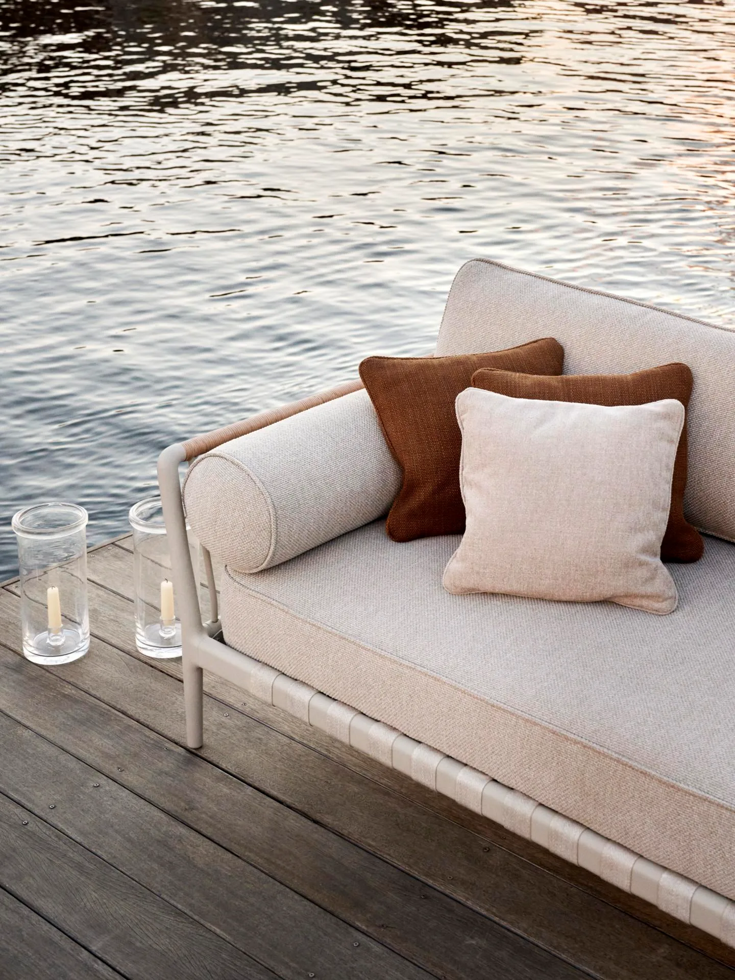 Vipp 720 Open-Air 3-seater sofa, light grey/beige - Image 4