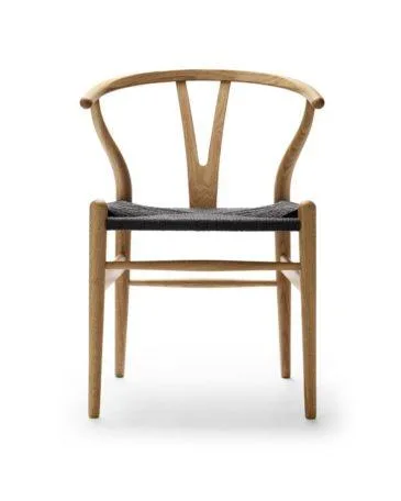 Carl Hansen CH24 -tuoli, öljytty tammi/musta istuin